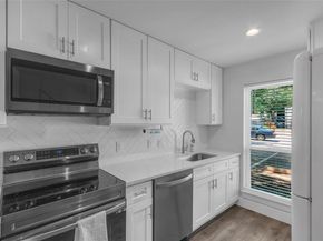 3812 Southway DR 101, Austin TX 78704