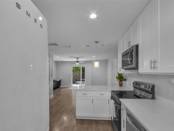 3812 Southway DR 101, Austin TX 78704