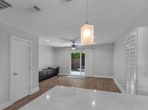 3812 Southway DR 101, Austin TX 78704