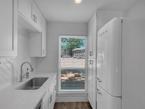 3812 Southway DR 101, Austin TX 78704