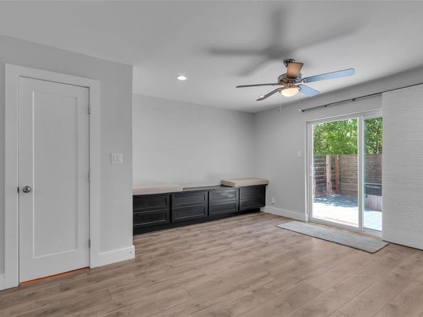 3812 Southway DR 101, Austin TX 78704