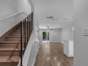 3812 Southway DR 101, Austin TX 78704