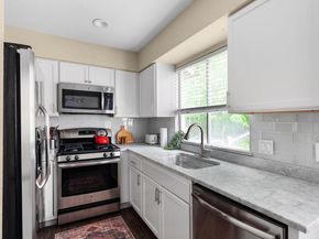 2320 Montclaire ST, Austin TX 78704