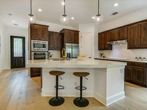 13 Prestonwood CIR, Austin TX 78734