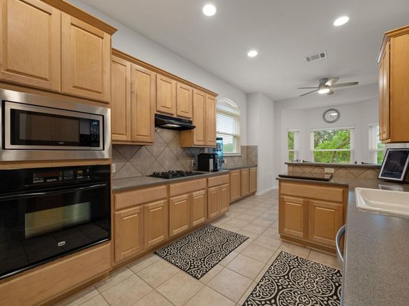 13129 Halsell DR, Austin TX 78732