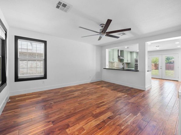89 Jan LN, Georgetown TX 78626