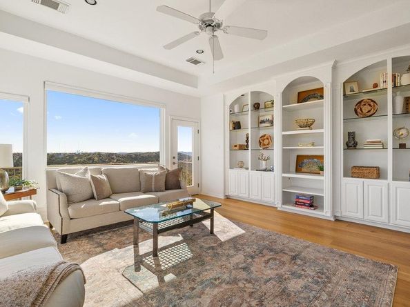 4541 Golf Vista DR, Austin TX 78730