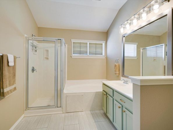 9201 Brodie LN 1501, Austin TX 78748