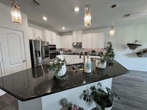 1121 Arbor Acres LOOP, Leander TX 78641