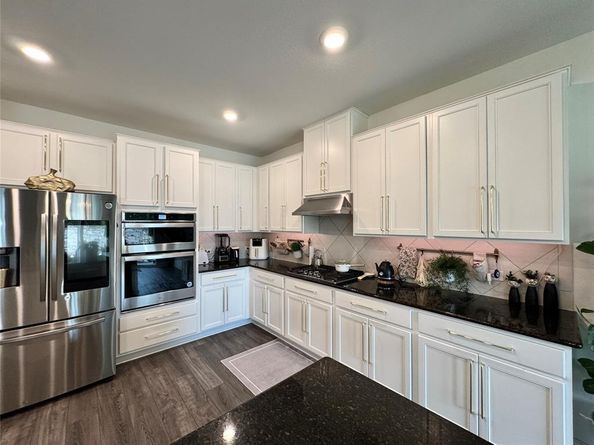 1121 Arbor Acres LOOP, Leander TX 78641