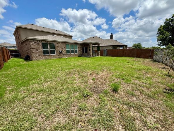 1121 Arbor Acres LOOP, Leander TX 78641