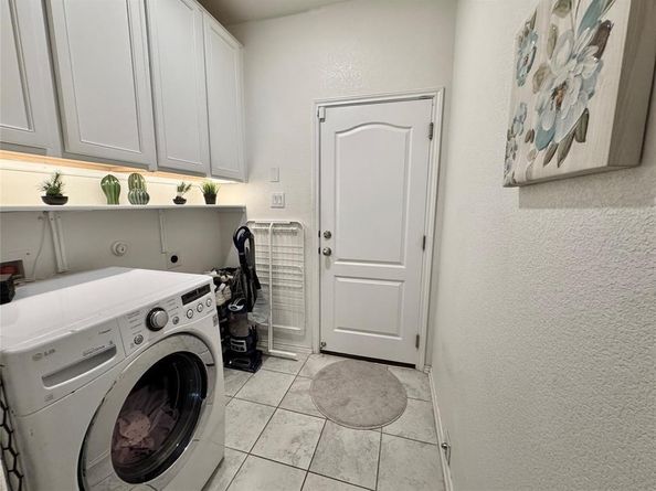 1121 Arbor Acres LOOP, Leander TX 78641