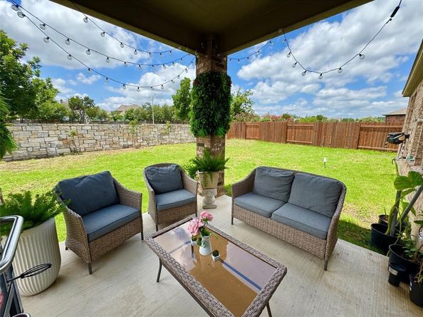 1121 Arbor Acres LOOP, Leander TX 78641