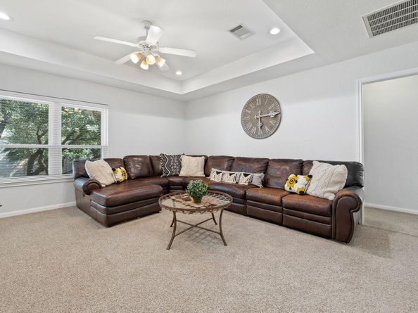 2649 Henley DR, Round Rock TX 78681
