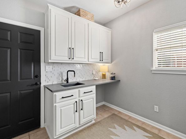 2649 Henley DR, Round Rock TX 78681