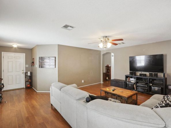 17405 Wiseman DR, Pflugerville TX 78660