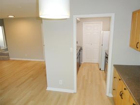 6718 Silvermine Dr 103, Austin TX 78736