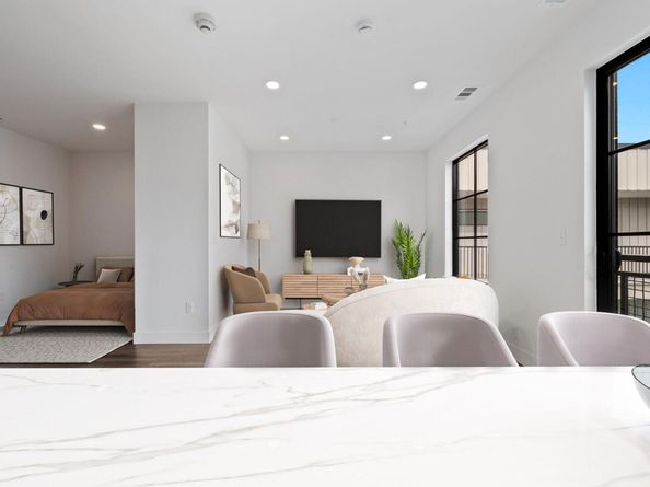 4315 S Congress Ave 424, Austin TX 78745