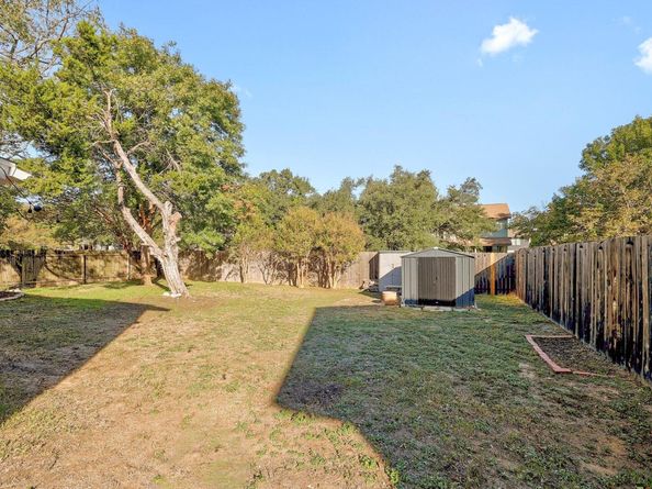 9006 Frostwood TRL, Austin TX 78729