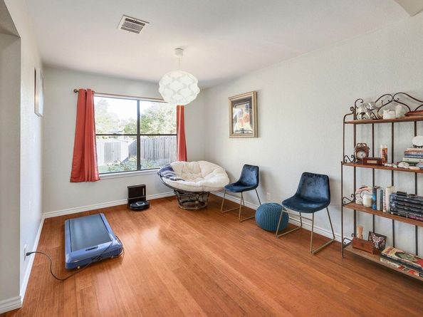 9006 Frostwood TRL, Austin TX 78729