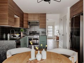 2220 E Stassney LN B, Austin TX 78744