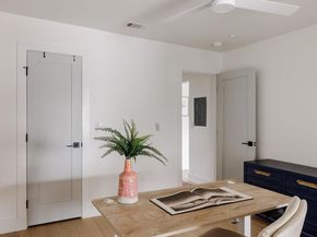 2220 E Stassney LN B, Austin TX 78744