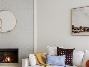 2220 E Stassney LN B, Austin TX 78744