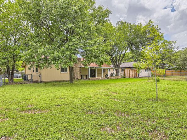 2112 Cindy LN, Austin TX 78727