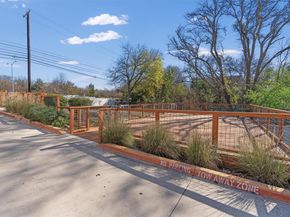 4020 Airport BLVD 7, Austin TX 78722