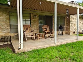 526 Dennis DR, Round Rock TX 78664