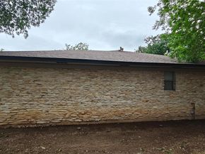 526 Dennis DR, Round Rock TX 78664