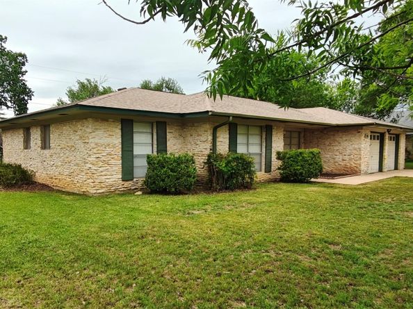 526 Dennis DR, Round Rock TX 78664
