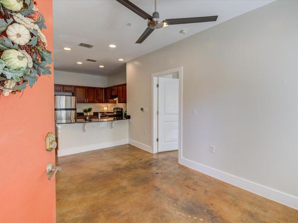 1807 Poquito ST 23, Austin TX 78702