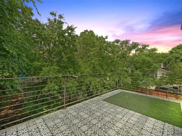 2305 E 16th ST A, Austin TX 78702