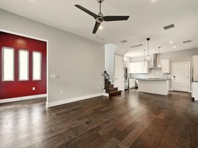 2305 E 16th ST A, Austin TX 78702