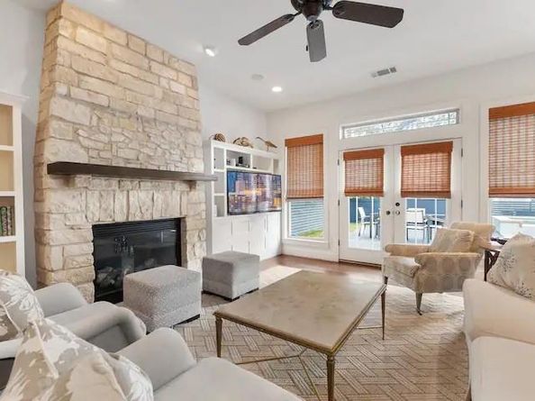 3406 Gilbert St, Austin TX 78703