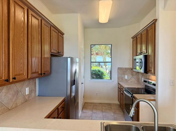 4307 Eck LN 109, Austin TX 78734
