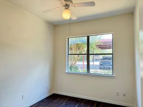 4307 Eck LN 109, Austin TX 78734
