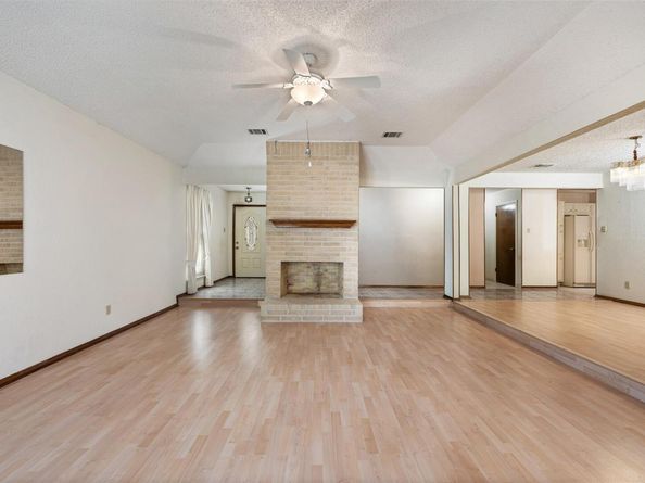 9424 El Rey BLVD, Austin TX 78737