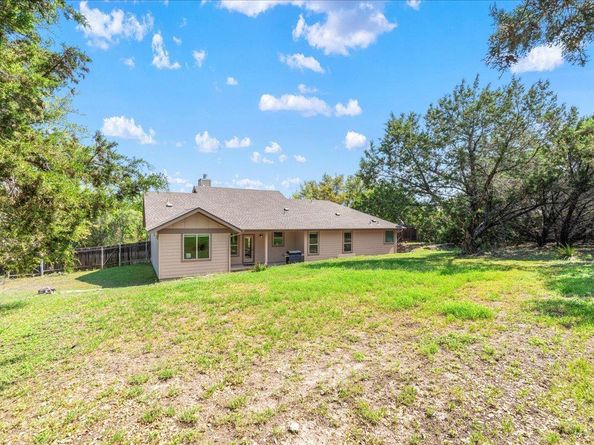 1058 Daviot DR, Spicewood TX 78669