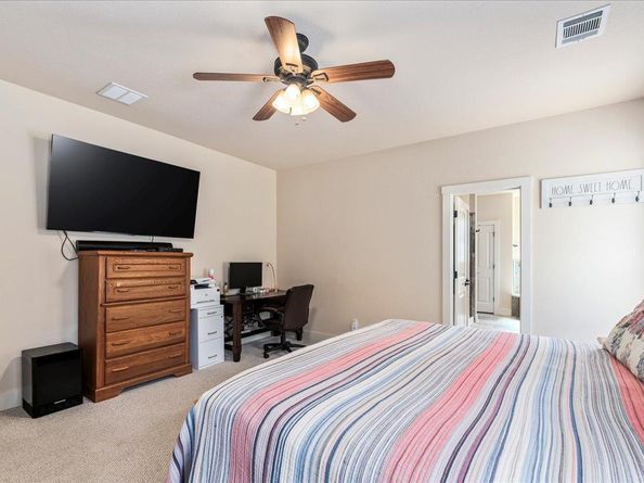 1058 Daviot DR, Spicewood TX 78669