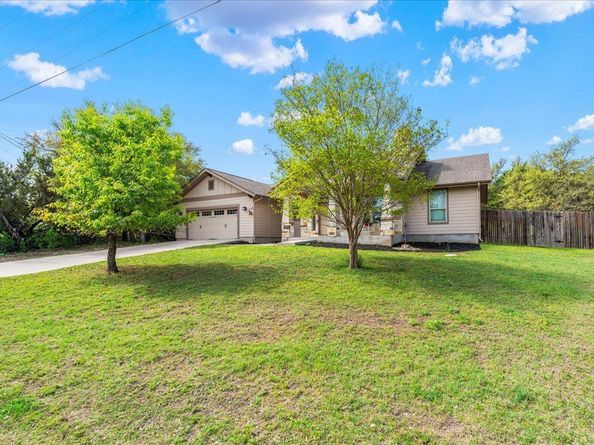 1058 Daviot DR, Spicewood TX 78669