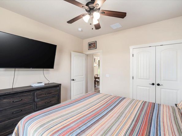 1058 Daviot DR, Spicewood TX 78669