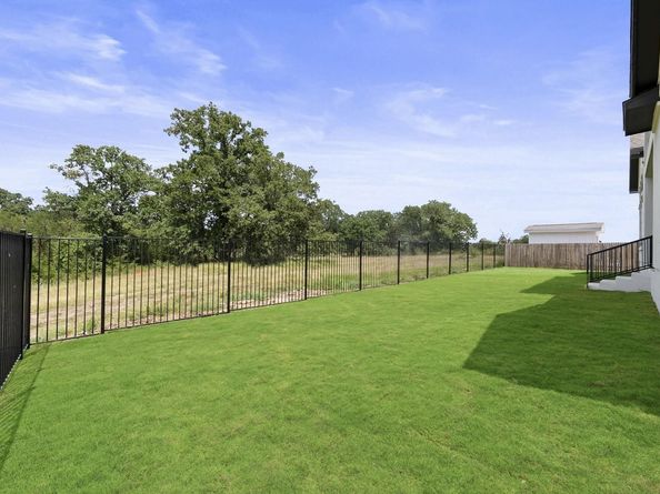 260 Reata Ridge LOOP, Liberty Hill TX 78642