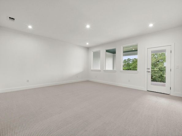 260 Reata Ridge LOOP, Liberty Hill TX 78642