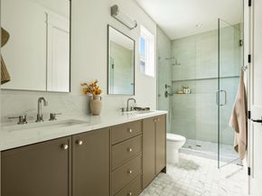 1004 Juanita 2, Austin TX 78704