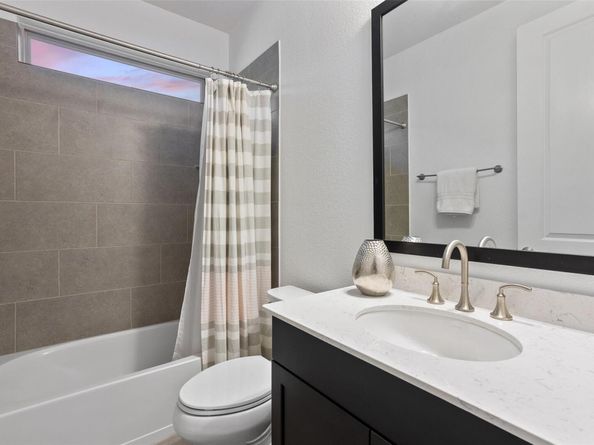 307 Lodestone LN, Austin TX 78738