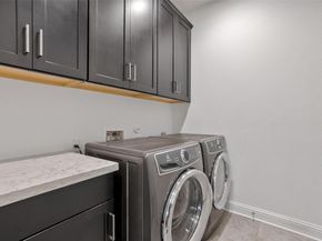 307 Lodestone LN, Austin TX 78738
