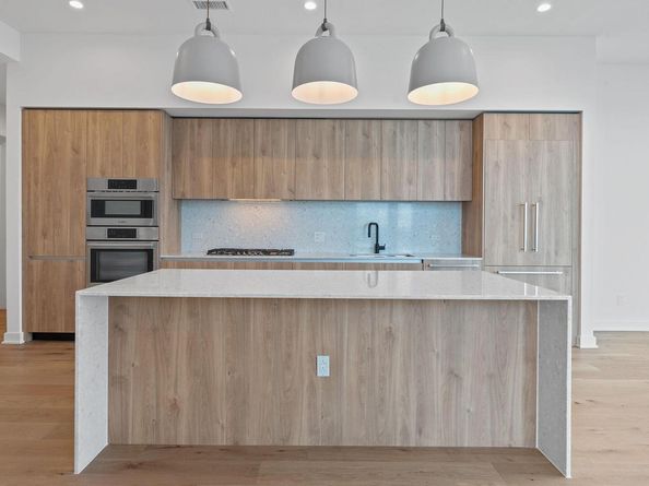 84 East Ave 4001, Austin TX 78701