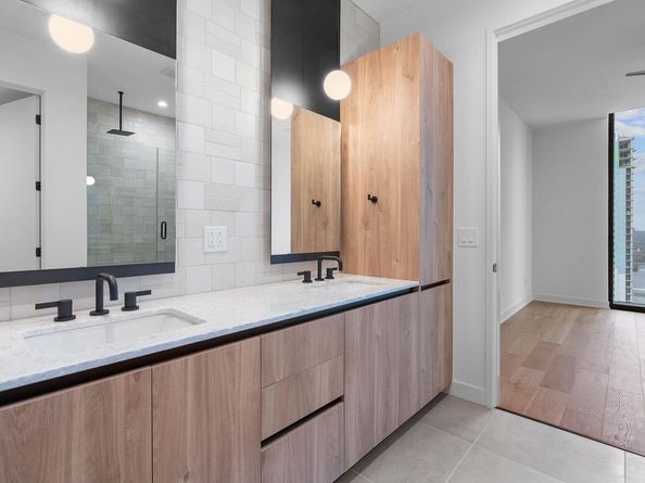 84 East Ave 4001, Austin TX 78701